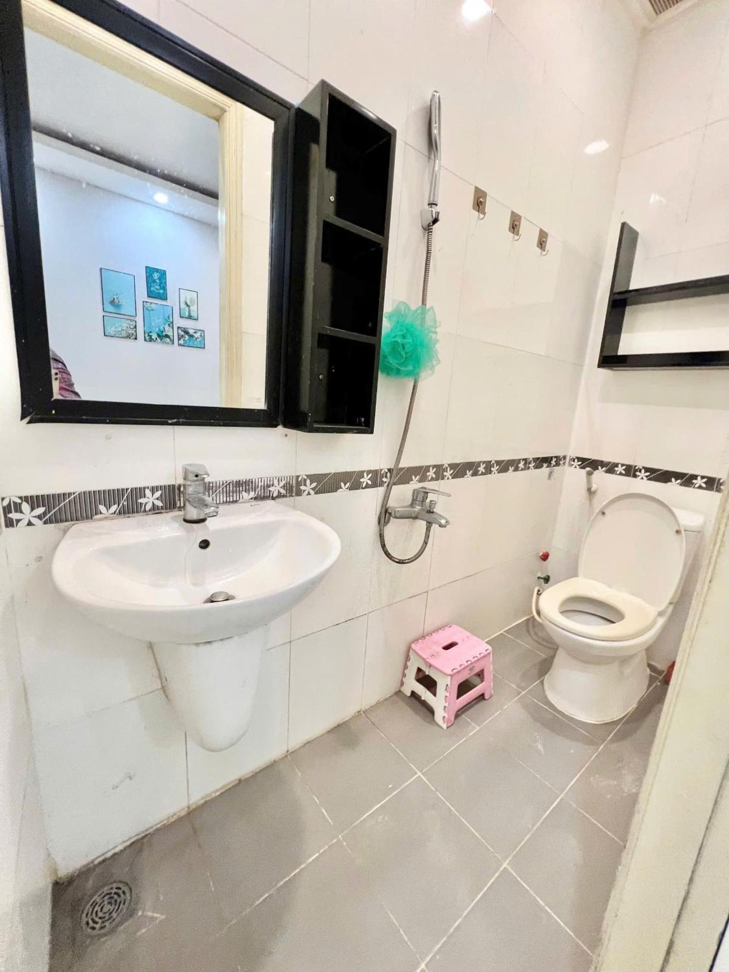 Phung Cung Aparment Căn hộ TP. Hồ Chí Minh